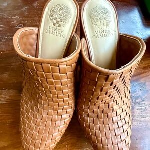 Vince Camino woven mules size 9